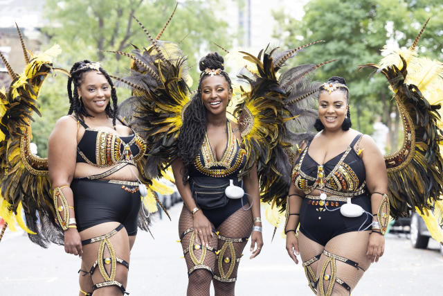 Carnival big boobs Sex gifs standing