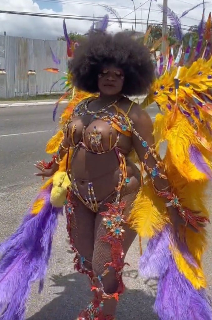 Carnival big boobs Spy cam handjob
