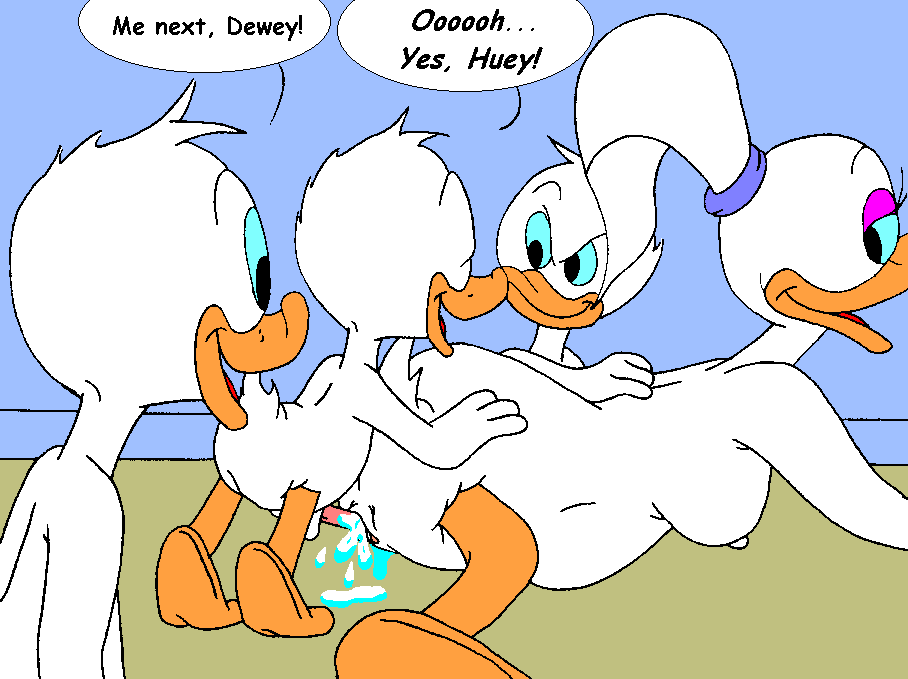 Daffy duck jerking off gif Mature escorts usa