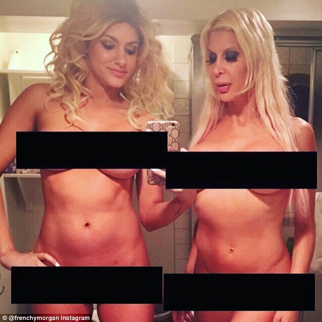 Famous nude selfie Horney women gifs