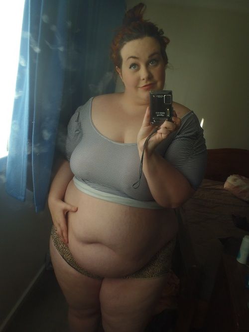 Fat nude selfies Mature fucks pics