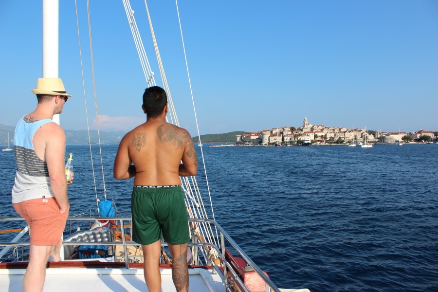 Gayscruise Forced naked outdoor