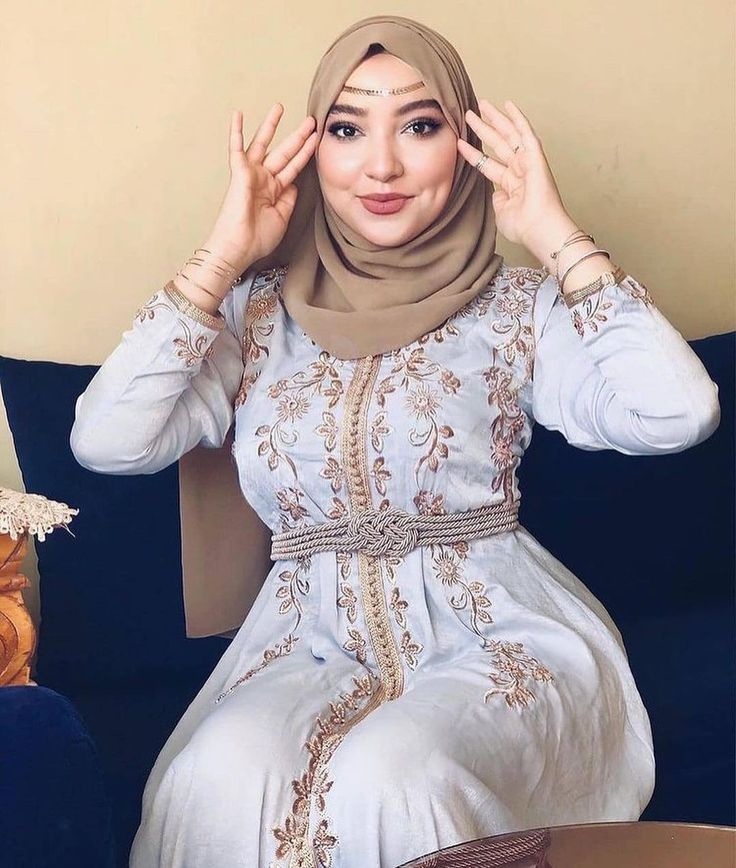 Hijabi nude twitter Skinny nude ass gif