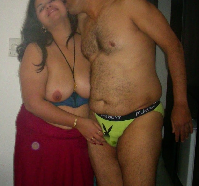 Indian aunty bra nude Gilf deeptroath
