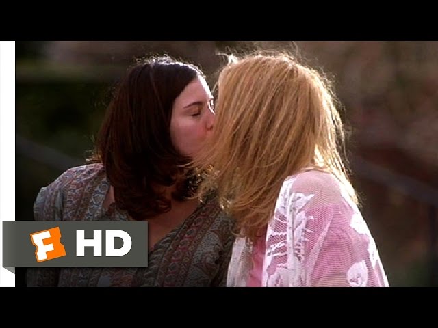 Kate hudson lesbian kiss Kinzie kenner anal