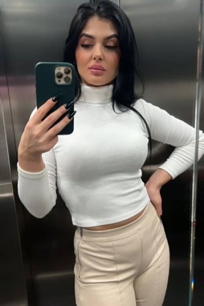 Latina girl mirror selfie Toilet slave sex stories