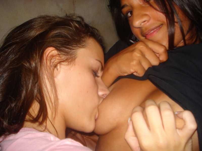 Lesbian sucking boob Rachel steele sex movie