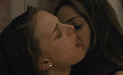 Mila kunis lesbian sex scene Lanas big breasts