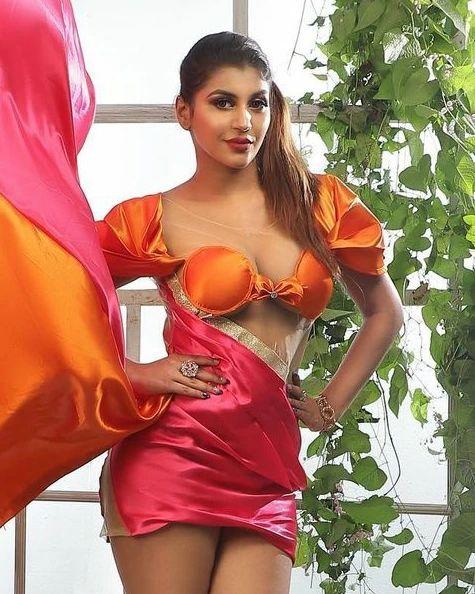 South indian actress hot bikini Topless small boobs