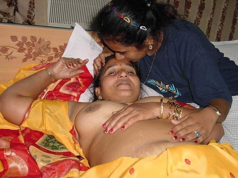 Tamil mom daughter nude Desi nude bhabhi saree